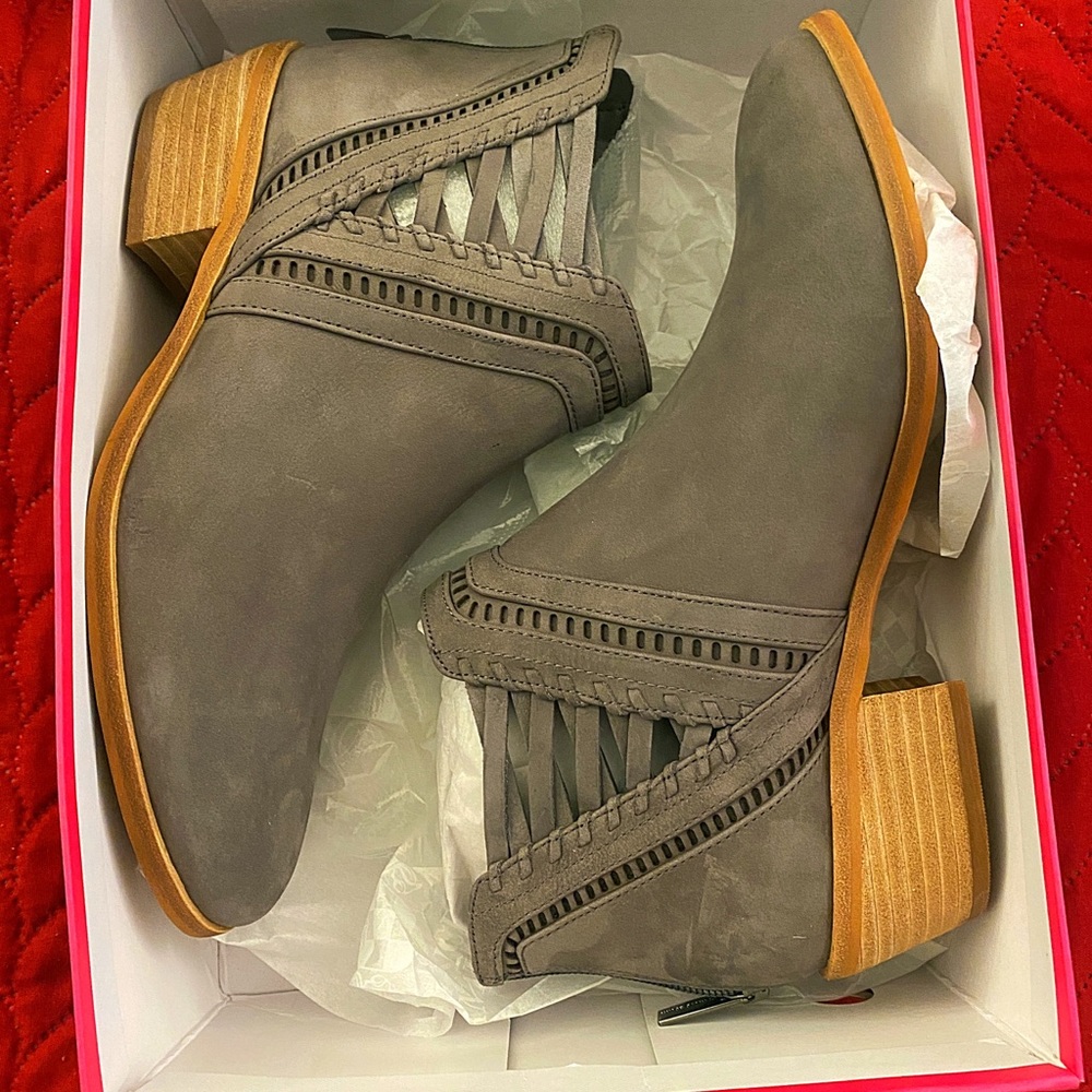 Women’s booties